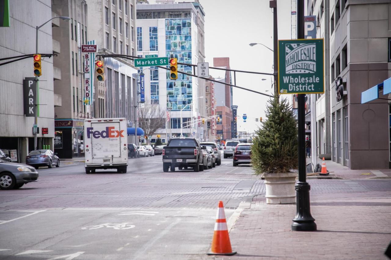 شقة إنديانابوليس  في Frontdesk Penn Street Tower Apts Downtown Indy المظهر الخارجي الصورة